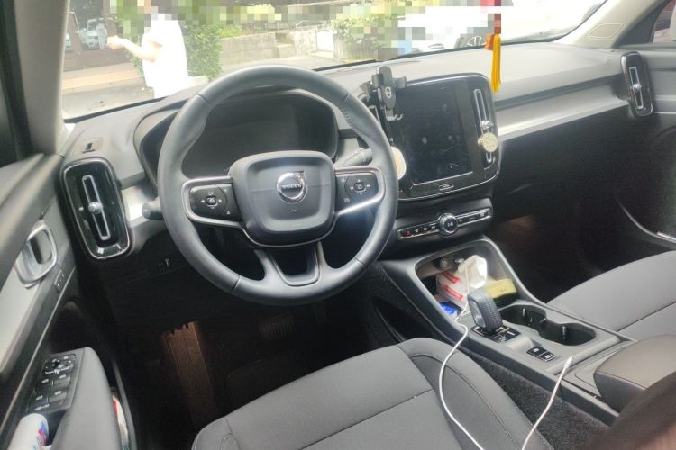 Used Volvo XC40 2021 T3 Smart & Stylish Edition Center Console