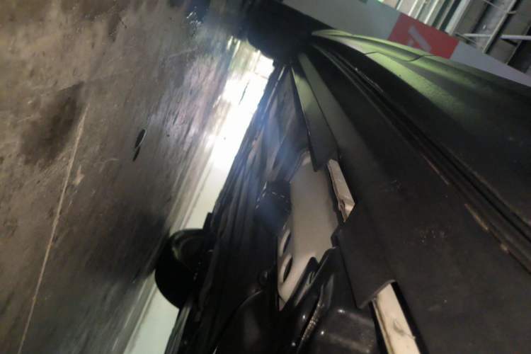 Used Volvo XC40 2021 T4 4x4 SmartDrive Fashion Edition Chassis Rear Left
