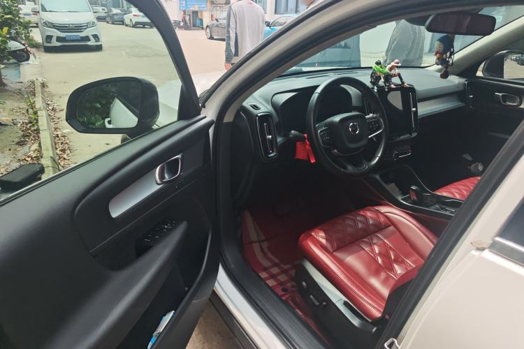 Used Volvo XC40 2021 T4 Four-Wheel Drive Smart Luxury Edition Driver Seat