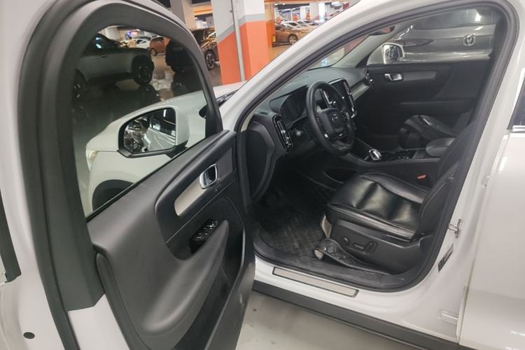 Used Volvo XC40 2021 T4 Four-Wheel Drive Smart Luxury Edition Driver Seat