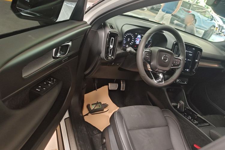 Used Volvo XC40 2021 T4 Four-Wheel Drive Smart & Sporty Edition Driver Seat