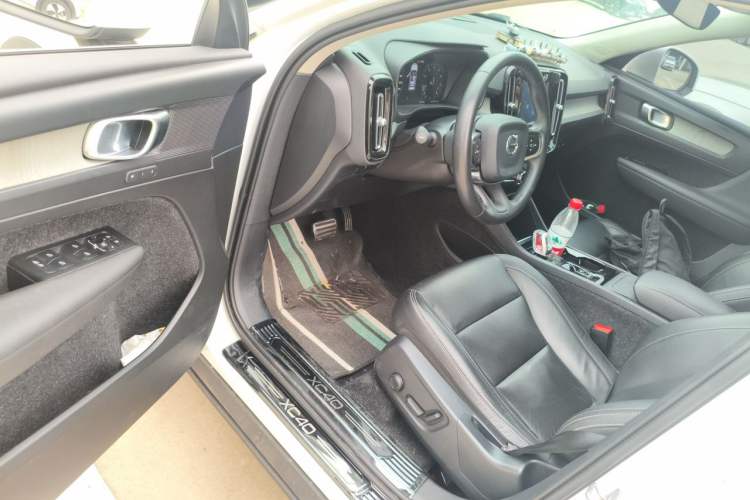 Used Volvo XC40 2021 T4 Four-Wheel Drive Smart Luxury Edition Driver Seat