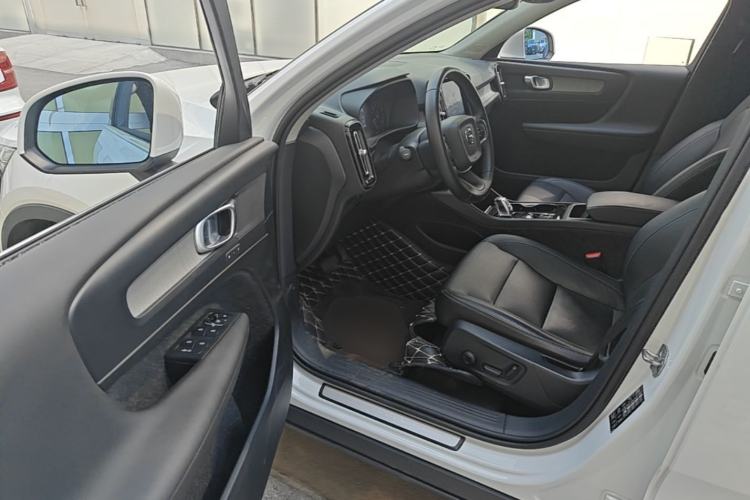 Used Volvo XC40 2021 T4 Four-Wheel Drive Smart Luxury Edition Driver Seat