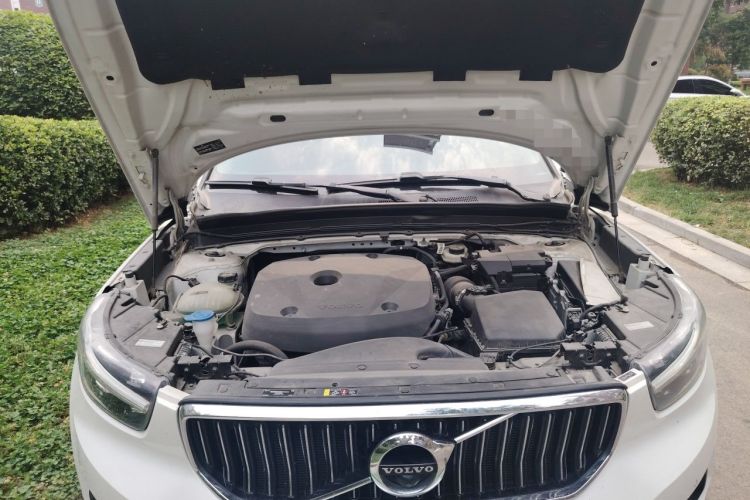 Used Volvo XC40 2021 T4 Four-Wheel Drive Smart Luxury Edition Engine Bay