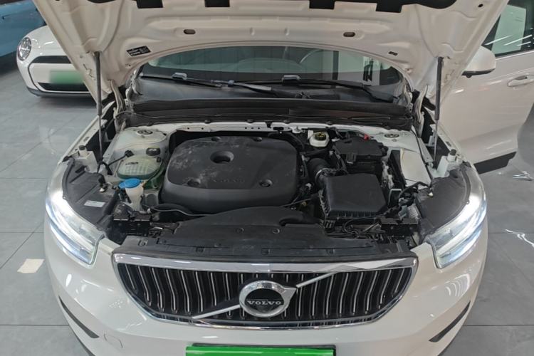 Used Volvo XC40 2021 T4 Four-Wheel Drive Smart Luxury Edition Engine Bay