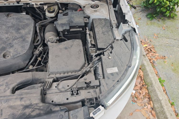 Used Volvo XC40 2021 T4 Four-Wheel Drive Smart Luxury Edition Engine Bay Left