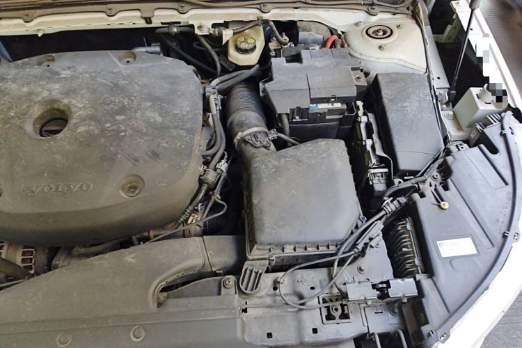 Used Volvo XC40 2021 T4 Four-Wheel Drive Smart Luxury Edition Engine Bay Left