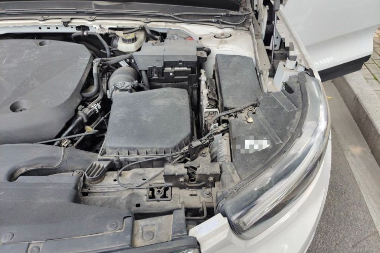 Used Volvo XC40 2021 T4 Four-Wheel Drive Smart Luxury Edition Engine Bay Left