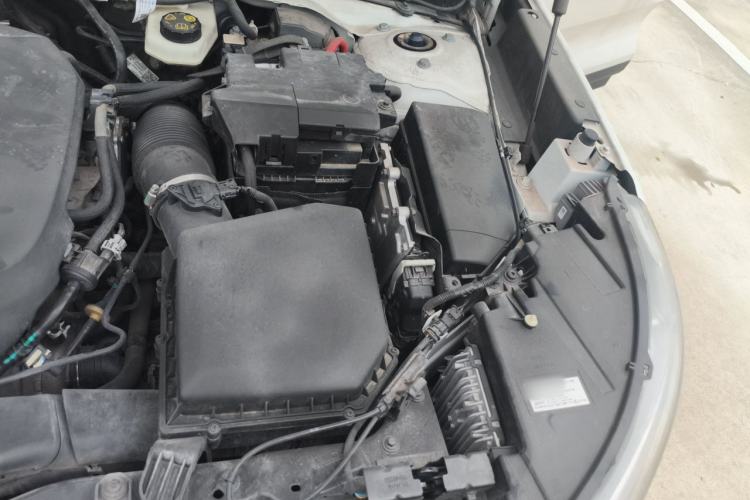 Used Volvo XC40 2021 T4 Four-Wheel Drive Smart Luxury Edition Engine Bay Left