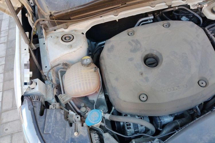 Used Volvo XC40 2021 T4 Four-Wheel Drive Zhiya Sport Edition Engine Bay Right