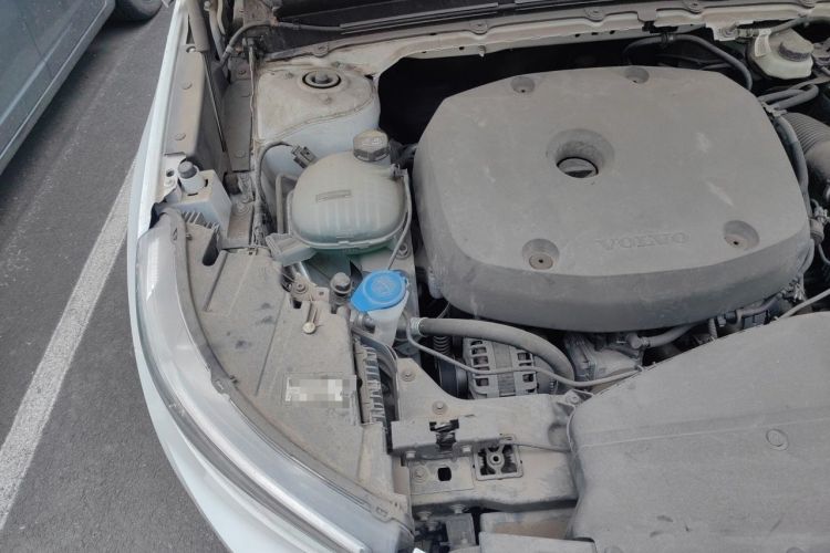 Used Volvo XC40 2021 T4 Four-Wheel Drive Zhiya Sport Edition Engine Bay Right