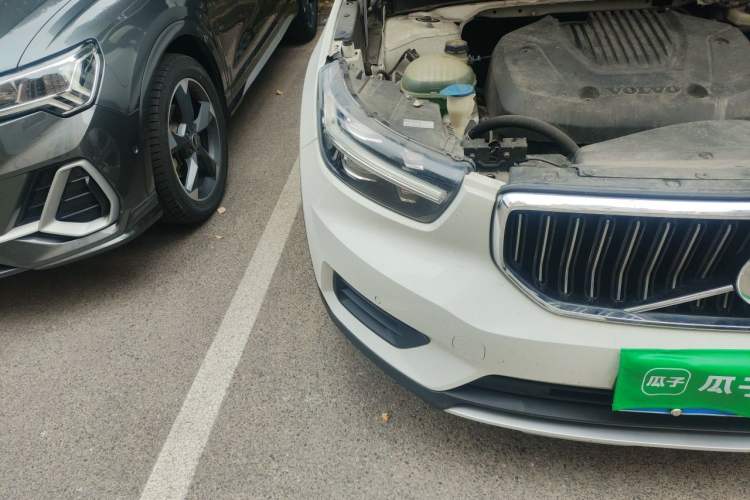 Used Volvo XC40 2021 T3 Smart & Stylish Edition Engine Bay Right