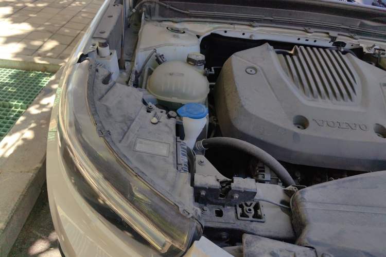 Used Volvo XC40 2021 T3 Smart & Stylish Edition Engine Bay Right