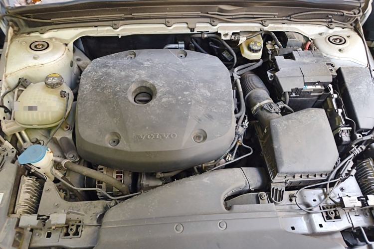 Used Volvo XC40 2021 T4 Four-Wheel Drive Smart Luxury Edition Engine Bay