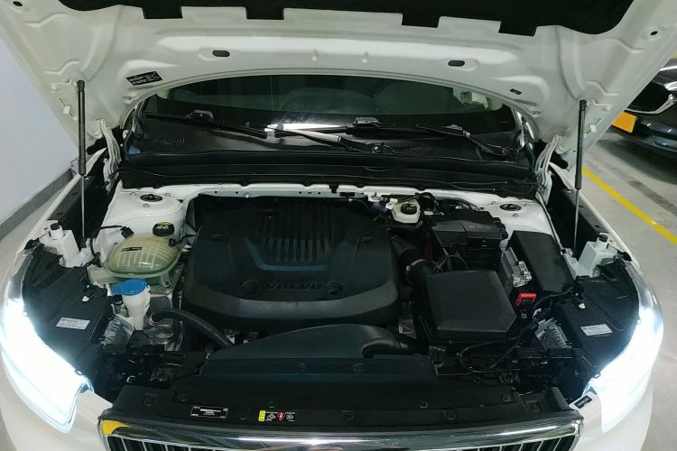 Used Volvo XC40 2021 T3 Smart & Stylish Edition Engine Bay