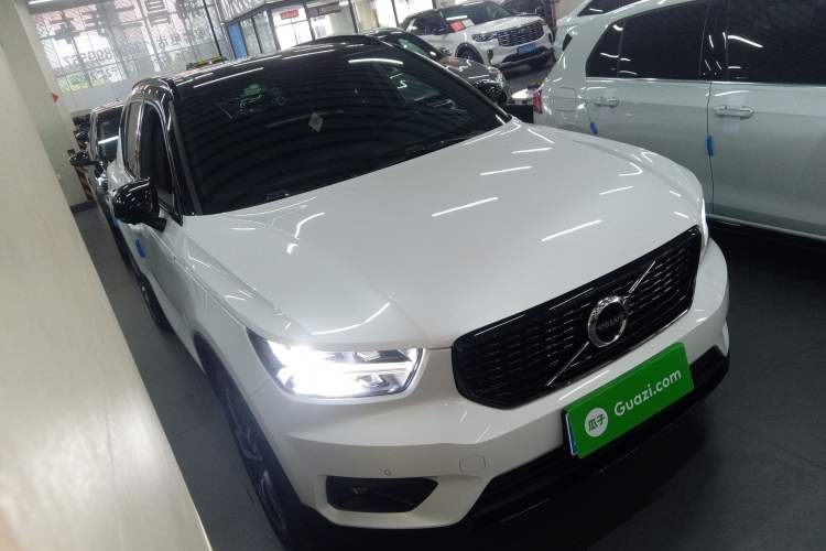 Used Volvo XC40 2021 T4 Four-Wheel Drive Smart & Sporty Edition Exterior 1