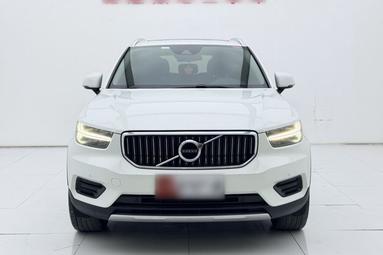Used Volvo XC40 2021 T4 4x4 SmartDrive Fashion Edition Exterior 2