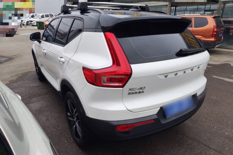 Used Volvo XC40 2021 T4 Four-Wheel Drive Smart & Sporty Edition Exterior 2