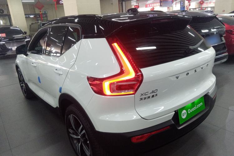 Used Volvo XC40 2021 T4 Four-Wheel Drive Smart & Sporty Edition Exterior 2