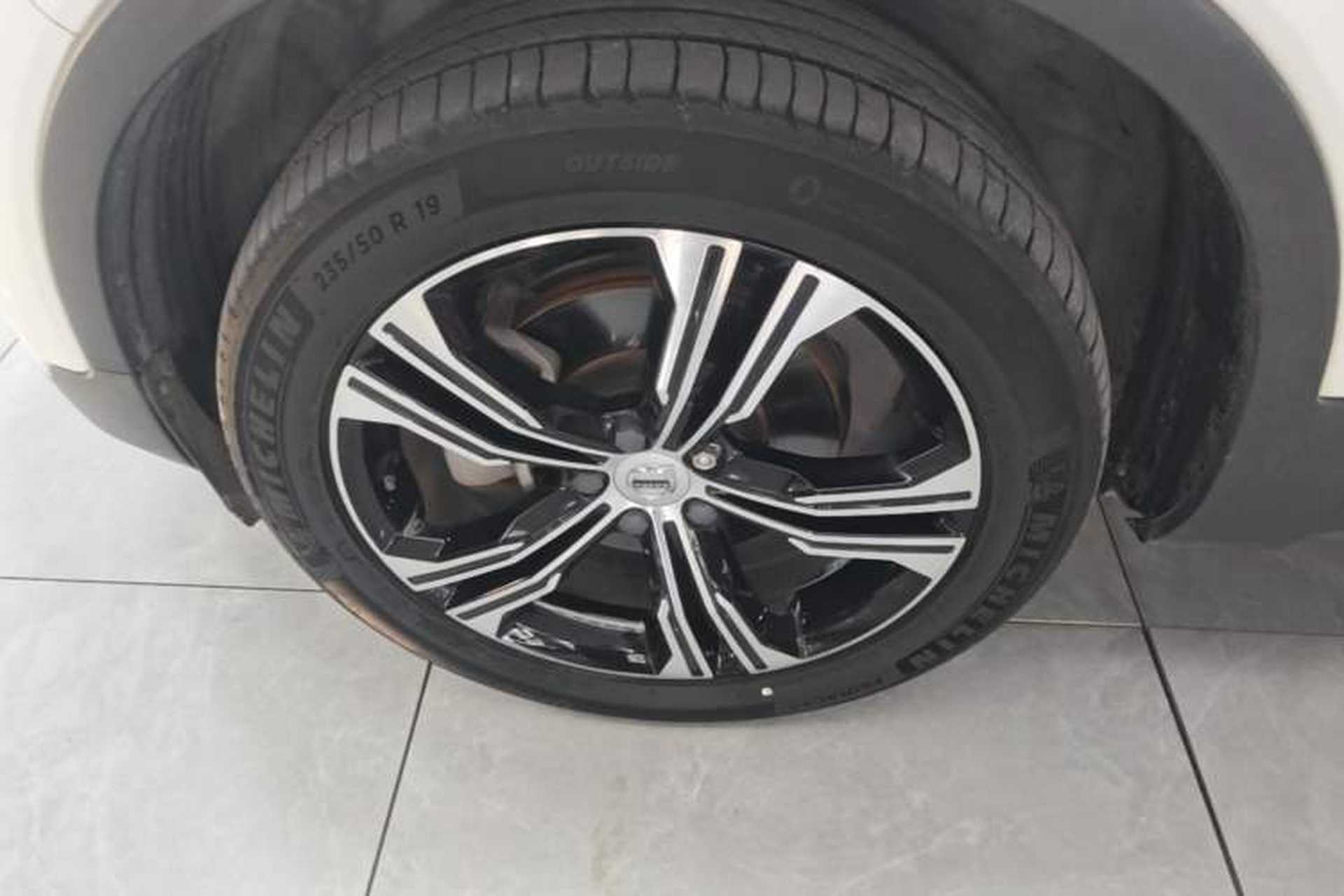 Used Volvo XC40 2021 T4 Four-Wheel Drive Smart Luxury Edition Exterior 2