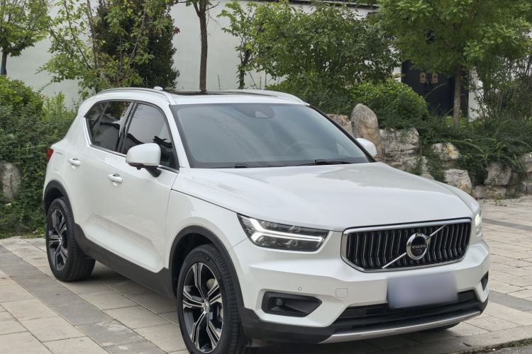 Used Volvo XC40 2021 T4 Four-Wheel Drive Smart Luxury Edition Exterior 2