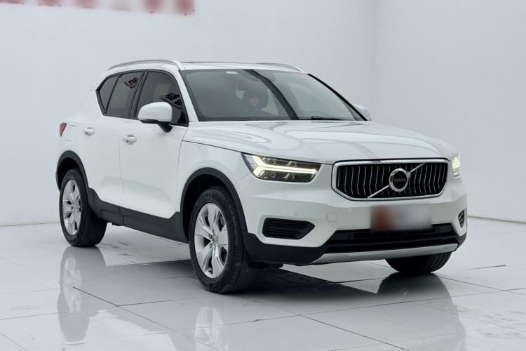 Used Volvo XC40 2021 T4 4x4 SmartDrive Fashion Edition Exterior 3