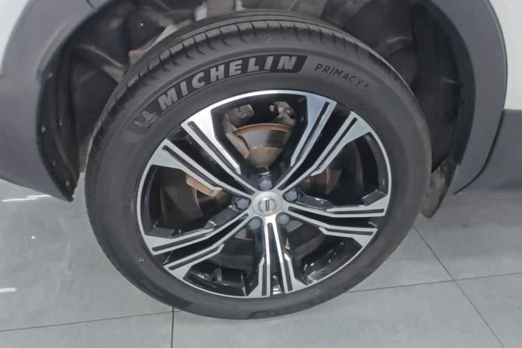 Used Volvo XC40 2021 T4 Four-Wheel Drive Smart Luxury Edition Exterior 3