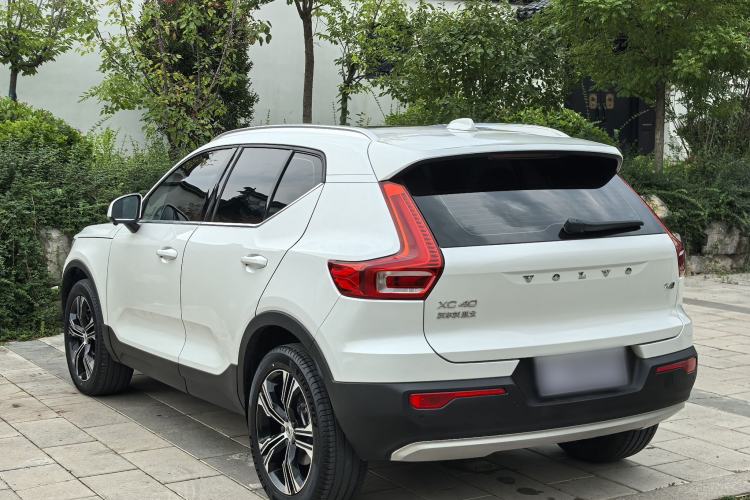 Used Volvo XC40 2021 T4 Four-Wheel Drive Smart Luxury Edition Exterior 3