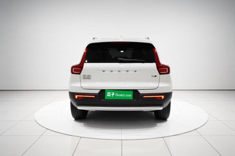 Used Volvo XC40 2021 T4 4x4 SmartDrive Fashion Edition Exterior 4