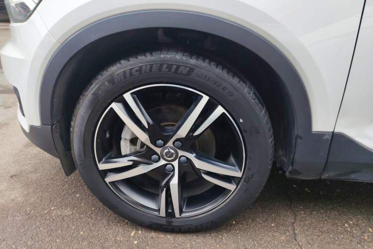 Used Volvo XC40 2021 T4 Four-Wheel Drive Smart & Sporty Edition Exterior 4