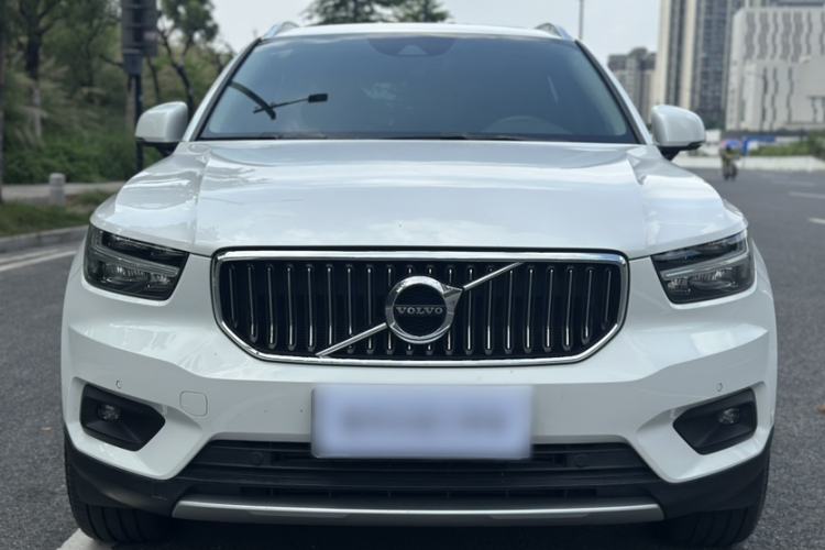Used Volvo XC40 2021 T4 Four-Wheel Drive Smart Luxury Edition Exterior 4
