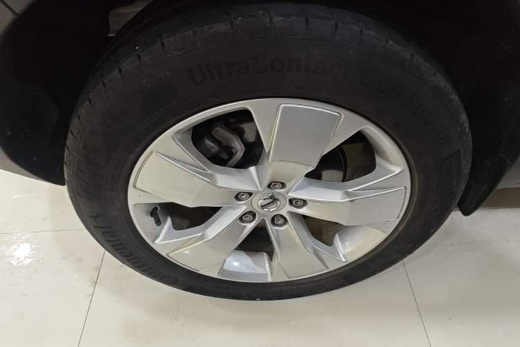 Used Volvo XC40 2021 T4 4x4 SmartDrive Fashion Edition Exterior 5