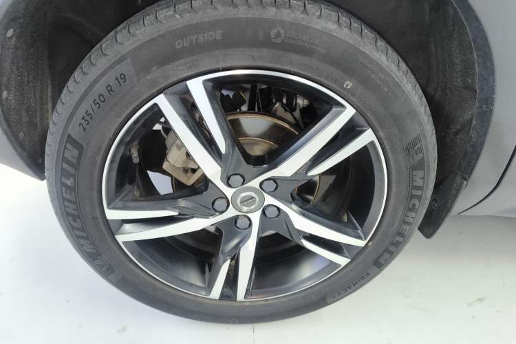 Used Volvo XC40 2021 T4 Four-Wheel Drive Smart & Sporty Edition Exterior 5