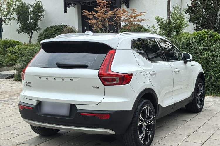 Used Volvo XC40 2021 T4 Four-Wheel Drive Smart Luxury Edition Exterior 5