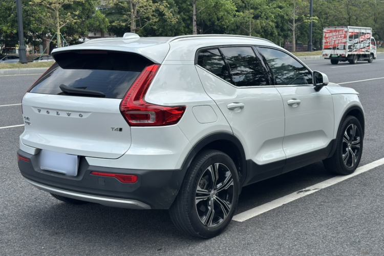Used Volvo XC40 2021 T4 Four-Wheel Drive Smart Luxury Edition Exterior 8