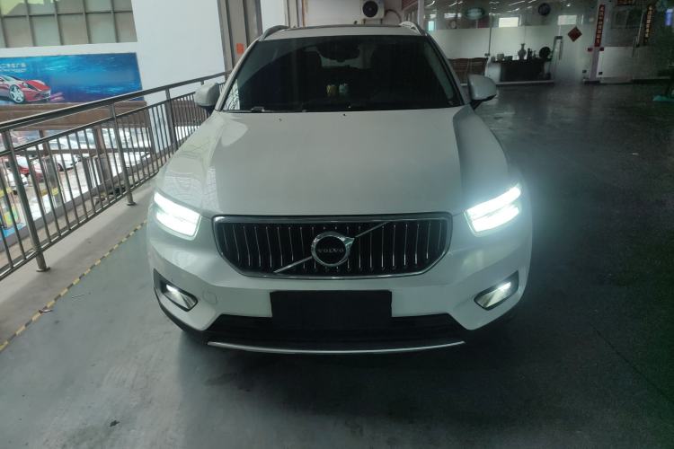 Used Volvo XC40 2021 T4 Four-Wheel Drive Smart Luxury Edition Front