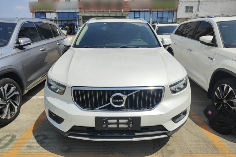 Used Volvo XC40 2021 T4 Four-Wheel Drive Smart Luxury Edition Front