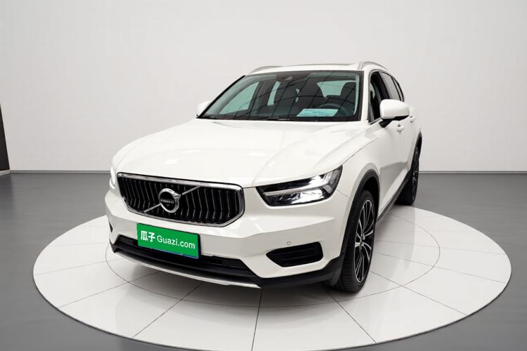 Used Volvo XC40 2021 T4 4x4 SmartDrive Fashion Edition Front