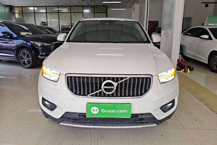 Used Volvo XC40 2021 T4 Four-Wheel Drive Smart Luxury Edition Front