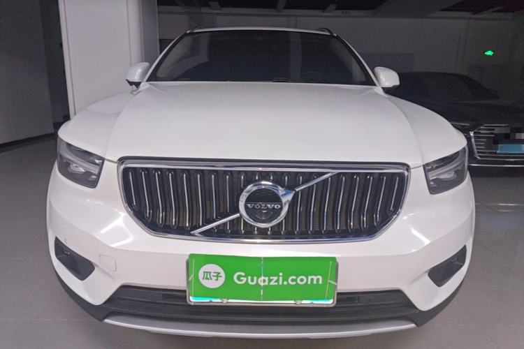 Used Volvo XC40 2021 T4 Four-Wheel Drive Smart Luxury Edition Front
