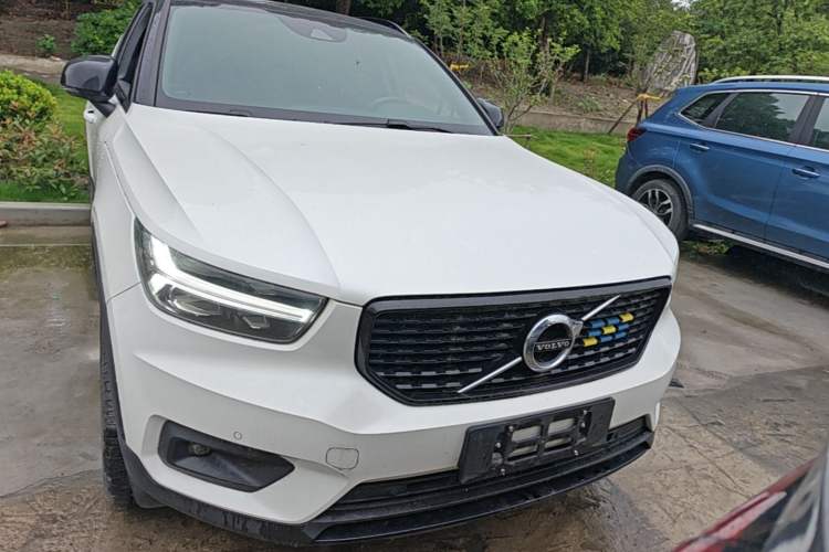 Used Volvo XC40 2021 T4 Four-Wheel Drive Smart & Sporty Edition Front