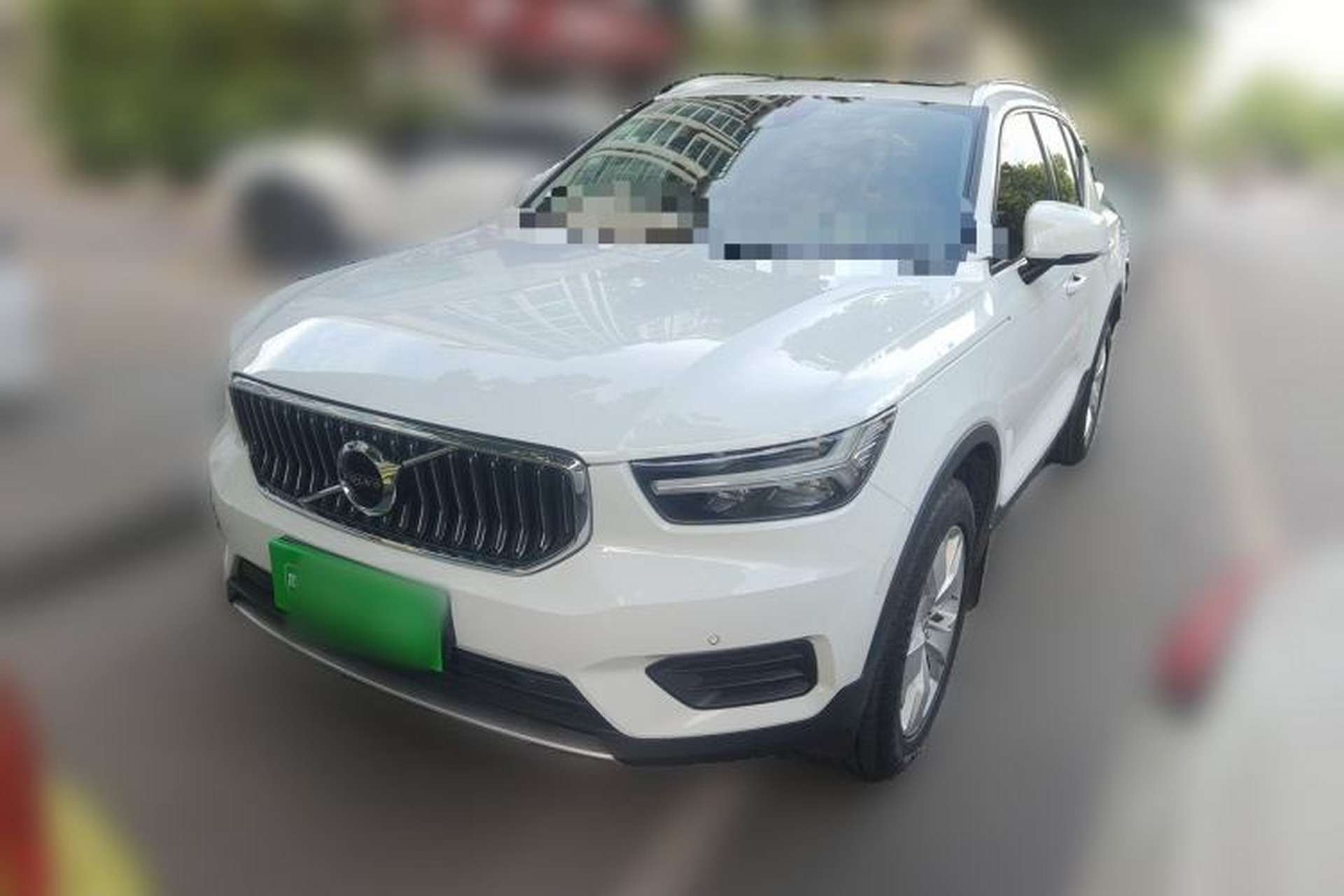 Used Volvo XC40 2021 T4 4x4 SmartDrive Fashion Edition Front Left 45 Deg