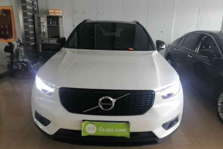 Used Volvo XC40 2021 T4 Four-Wheel Drive Smart & Sporty Edition Front