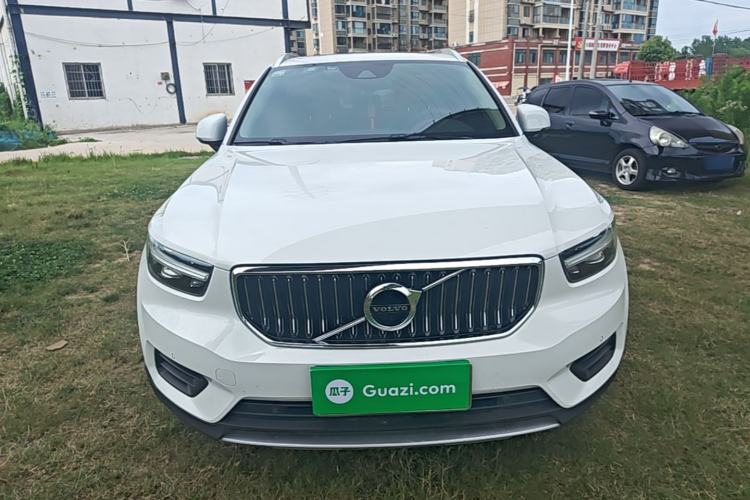 Used Volvo XC40 2021 T4 4x4 SmartDrive Fashion Edition Front