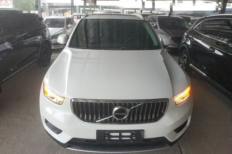 Used Volvo XC40 2021 T4 4x4 SmartDrive Fashion Edition Front