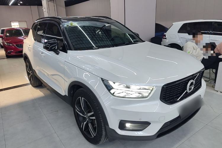 Used Volvo XC40 2021 T4 Four-Wheel Drive Zhiya Sport Edition Front Right 45 Deg