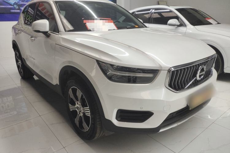 Used Volvo XC40 2021 T3 Zhiyuan Luxury Edition Front Right 45 Deg
