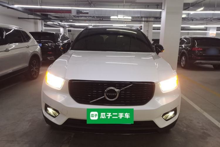 Used Volvo XC40 2021 T4 Four-Wheel Drive Smart & Sporty Edition Front