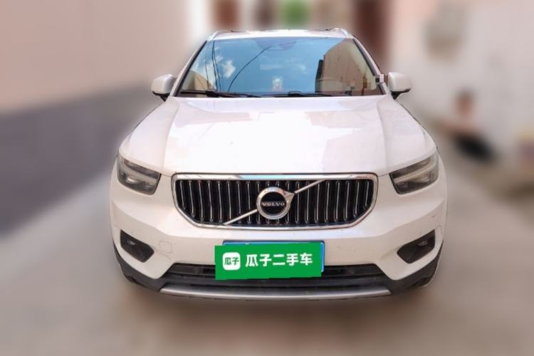 Used Volvo XC40 2021 T4 Four-Wheel Drive Smart Luxury Edition Front