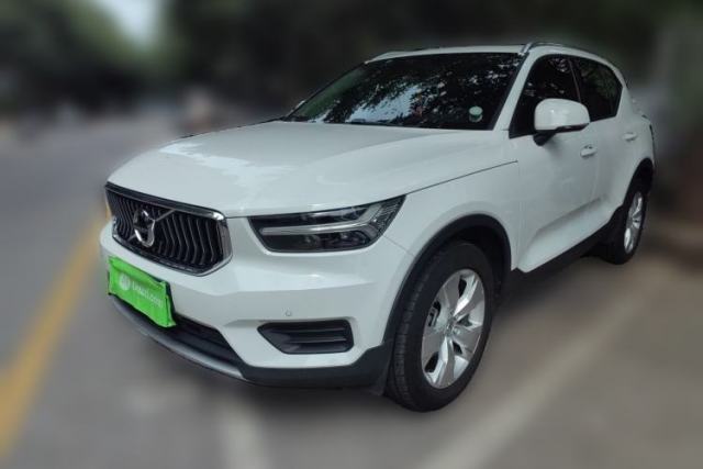 Volvo XC40 2021 T3 Smart & Stylish Edition مستعملة